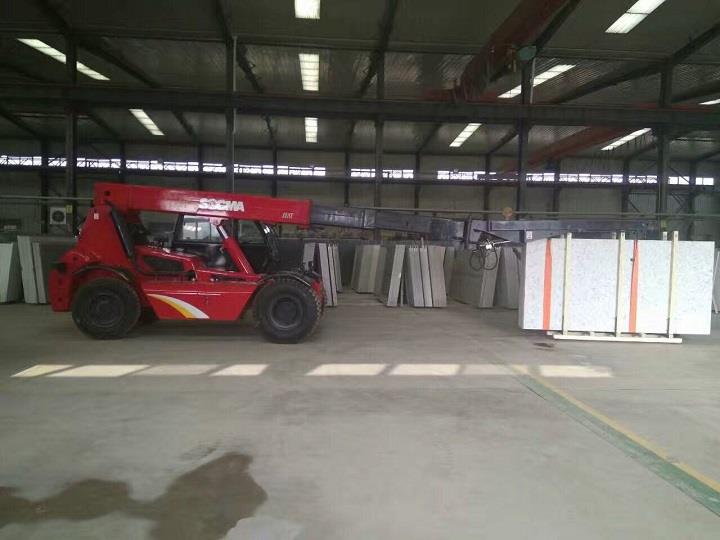 telehandler 24