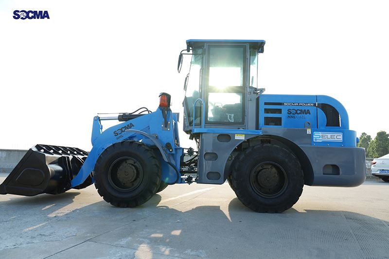 Electric wheel loader