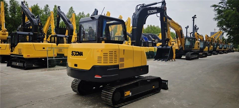 6 Ton Diesel Mini Excavators Compact Construction Machinery With Yanmar Engine High Efficiency
