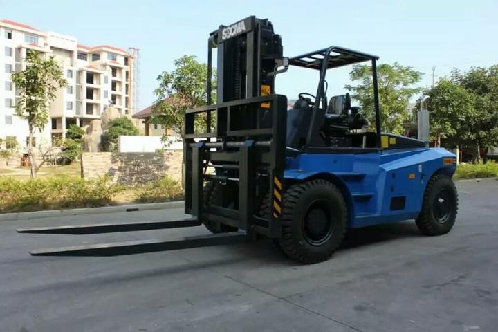 Trak Forklift 12 Berat Berat