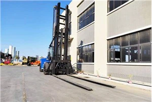Forklift Kapal Layar Peralatan Berat SOCMA