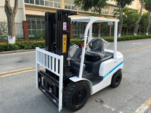 2.5 Ton Diesel Forklift Attach Paper Roll Clamp