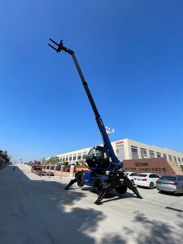 4 Ton 15 Meter 360 Degree Rotation Telehandler Crane