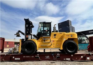 Forklift Berat Diesel 20 Tan Dengan Enjin Cummins